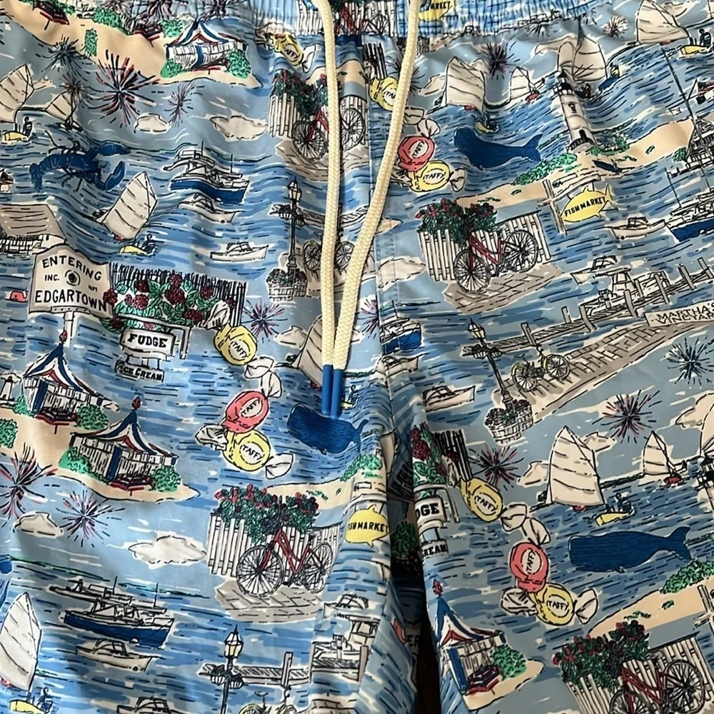 Vineyard Vines Coastal Scene Shorts - Blue and Multicolor